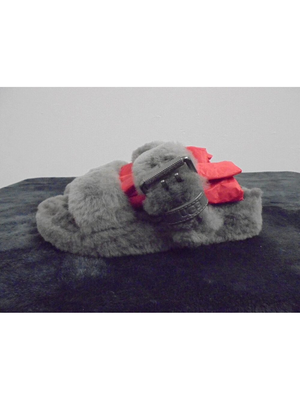 UGG Australia Fuzz Fuzzy Yeah Grey Buckle Fluffy Slippers 1104662 Size 5